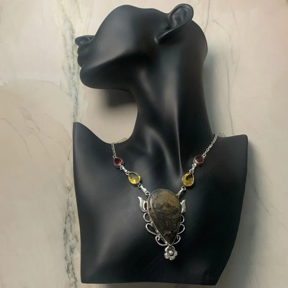 2315 Artistic Silver Necklace with Earthy Tones